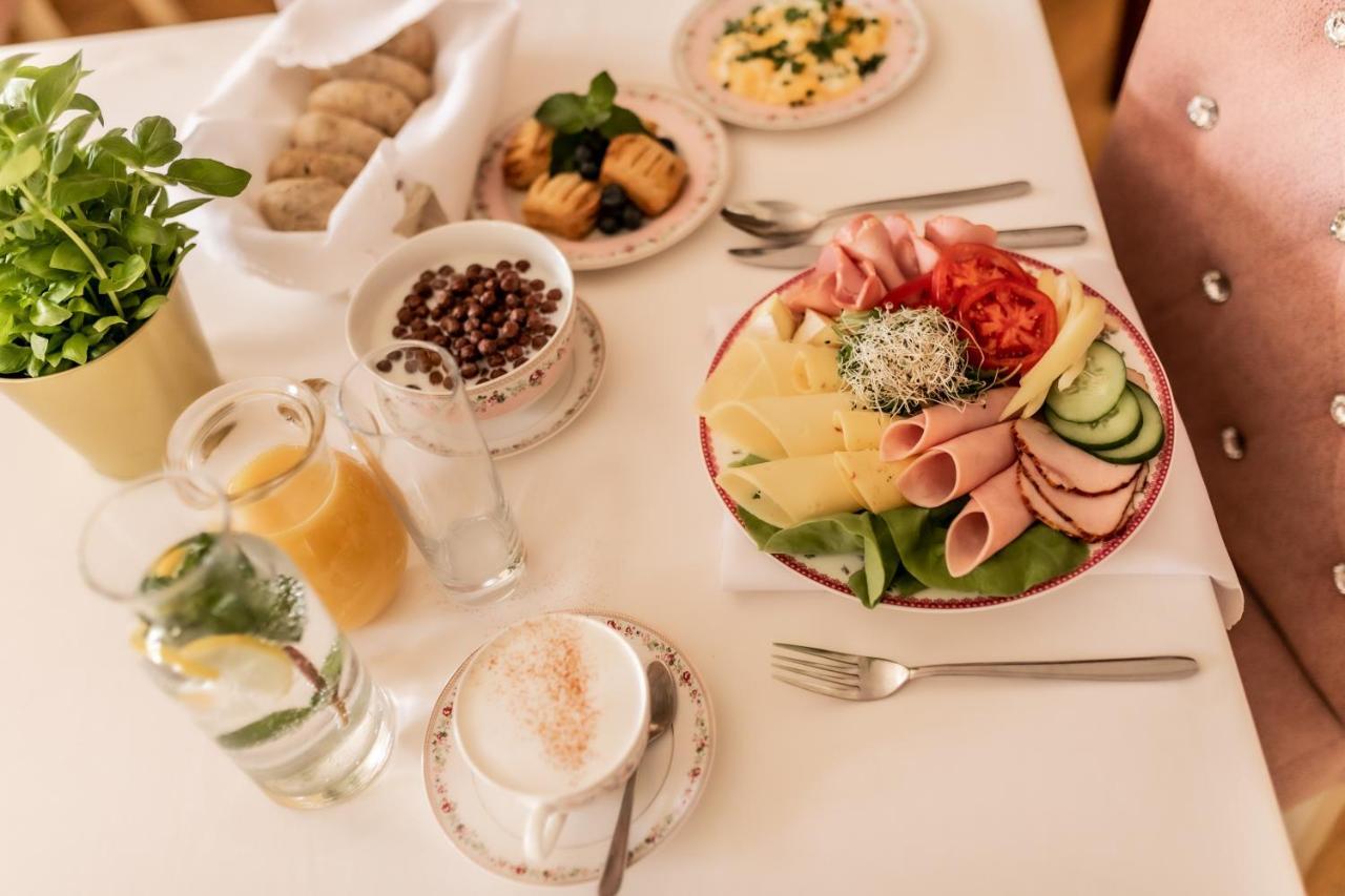 Olawian Hotel Oława Dış mekan fotoğraf
