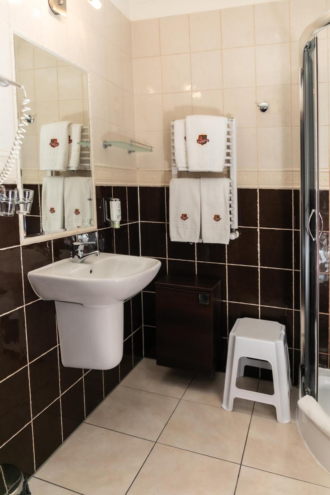 Olawian Hotel Oława Dış mekan fotoğraf