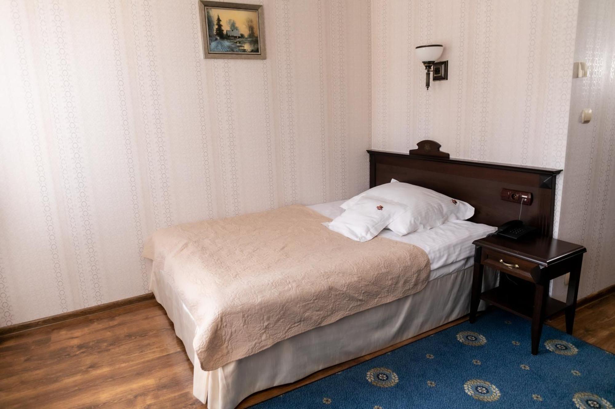 Olawian Hotel Oława Dış mekan fotoğraf