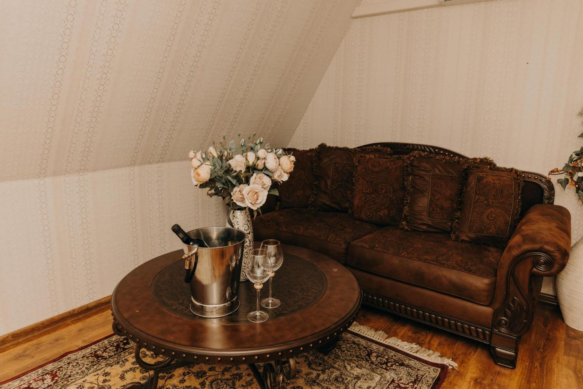 Olawian Hotel Oława Dış mekan fotoğraf