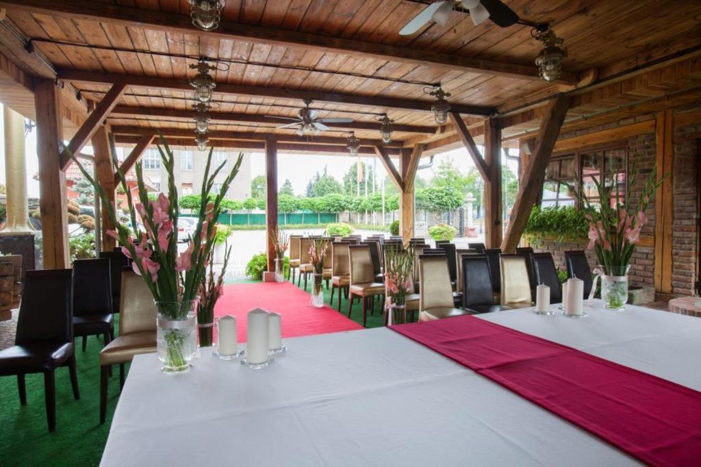 Olawian Hotel Oława Dış mekan fotoğraf