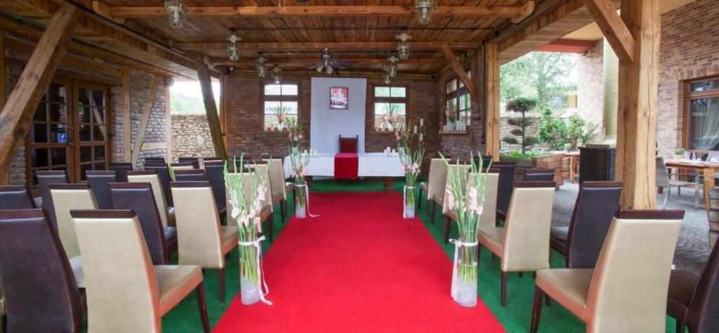Olawian Hotel Oława Dış mekan fotoğraf